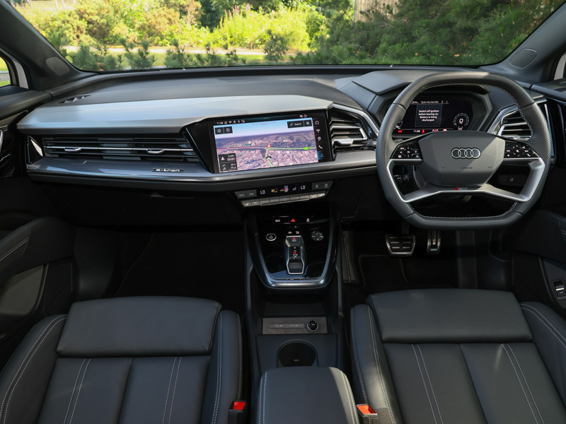 Audi Q4 E Tron 210Kw 45 82Kwh Black Edition White #3