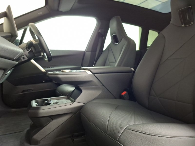 BMW iX 240Kw Xdrive40 M Sport Edition 76.6Kwh Black #5