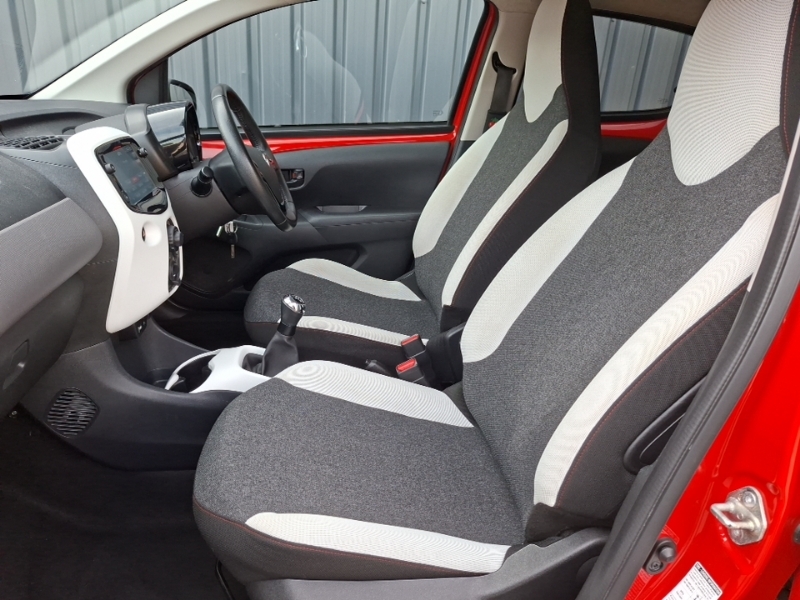 Citroen C1 1.0 Vti 72 Urban Ride Red #5