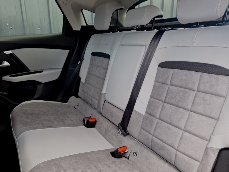 Citroen C4 1.2 Hybrid 136 Max White #6