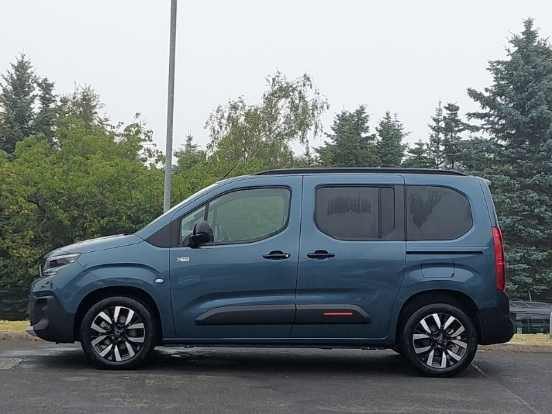 Citroen Berlingo 1.5 D 130 Max M Blue #4