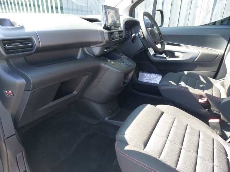 Citroen Berlingo 1.5 D 130 Max M Blue #5