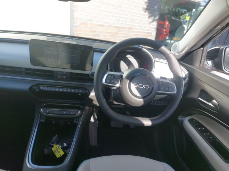 Fiat 600 1.2 Mhev La Prima Suv Hybrid E-dct Euro White #8
