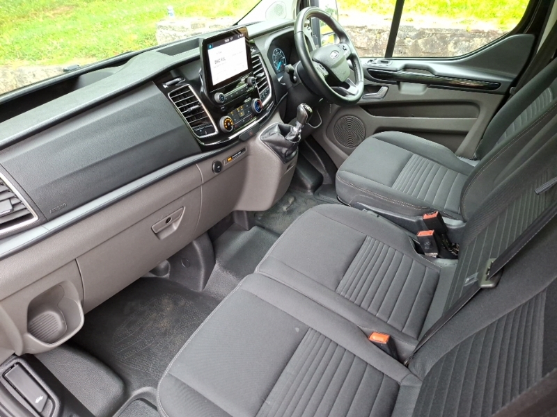 Ford Transit Custom 2.0 Ecoblue 130Ps Low Roof Limited Van Black #5