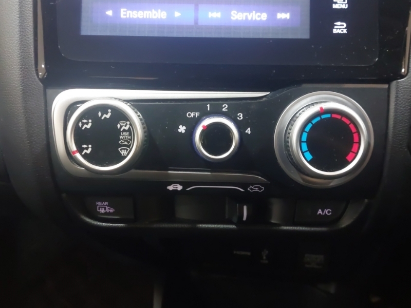 Honda Jazz 1.5 H I-mmd Crosstar Ex Ecvt Euro 6 Ss White #15