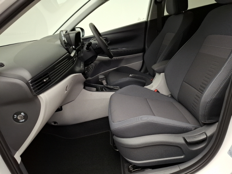 Hyundai Bayon 1.0 Tgdi 90 Tech Line Dct White #5