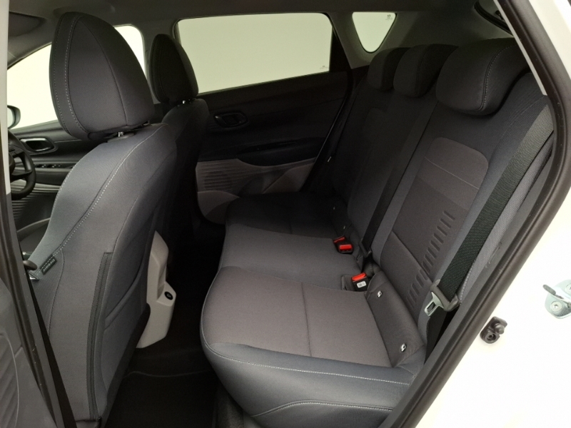 Hyundai Bayon 1.0 Tgdi 90 Tech Line Dct White #6