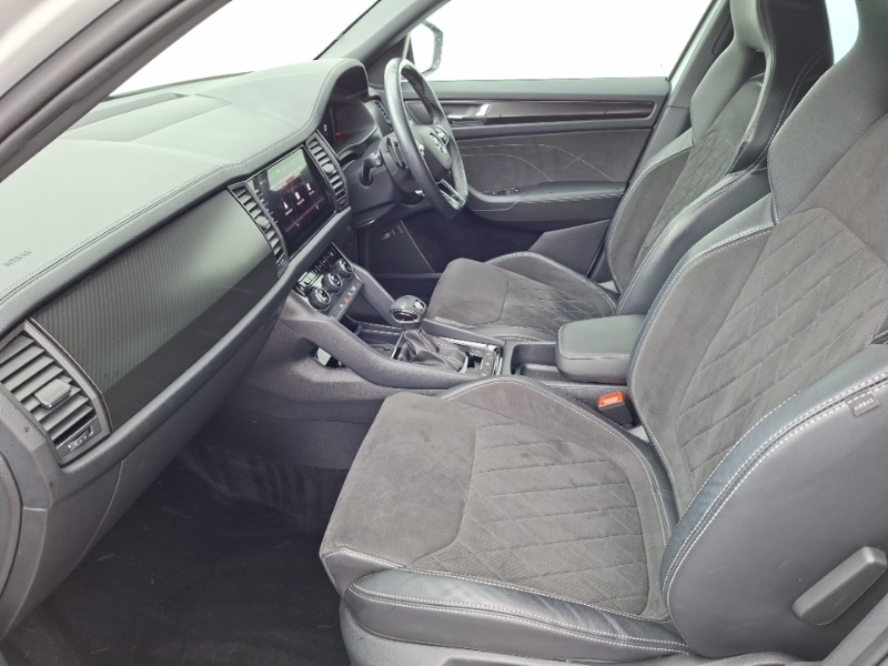 Skoda Kodiaq 1.5 Tsi Sport Line Dsg 7 Seat White #5