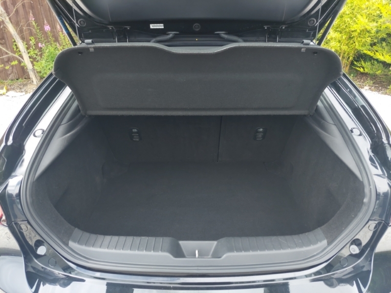 Mazda 3 2.0 Skyactiv-g Sport Saloon Euro #18