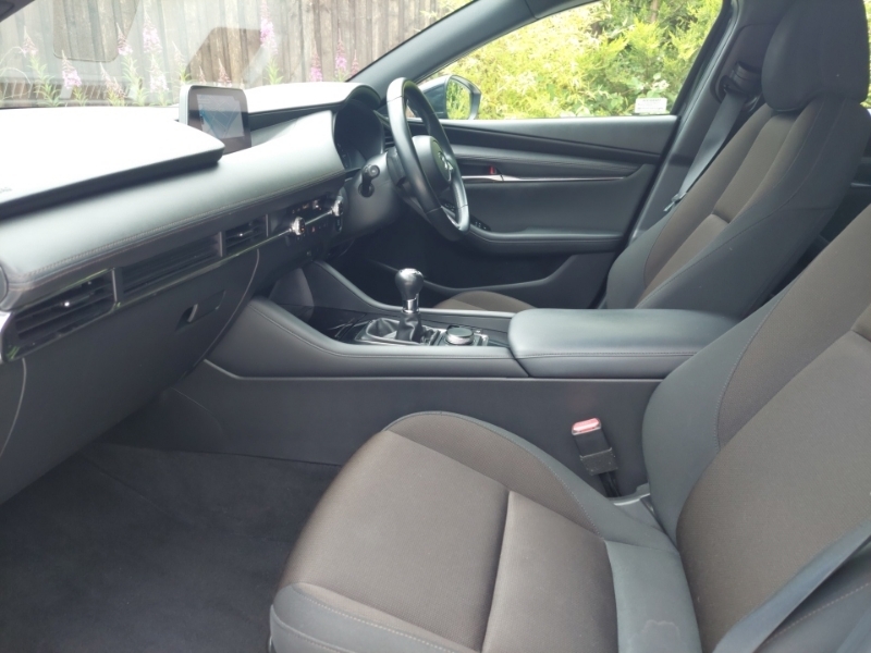 Mazda 3 2.0 Skyactiv-g Sport Saloon Euro #5