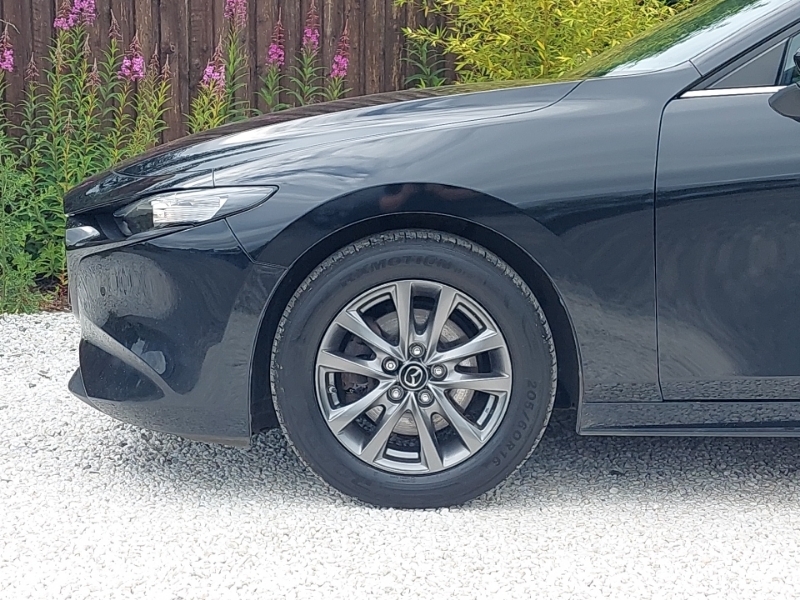 Mazda 3 2.0 Skyactiv-g Sport Saloon Euro #19