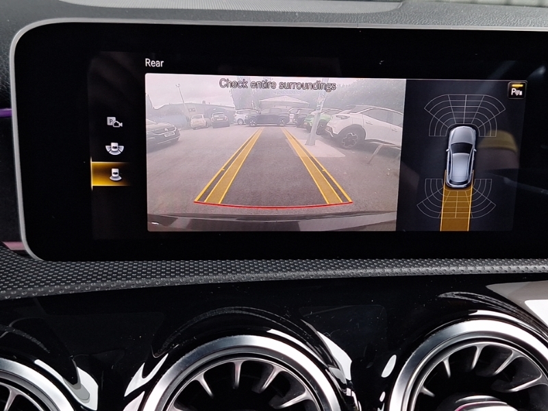 Mercedes-Benz A Class 1.5 A180d Sport 7G-dct Euro 6 Ss 2019 #9