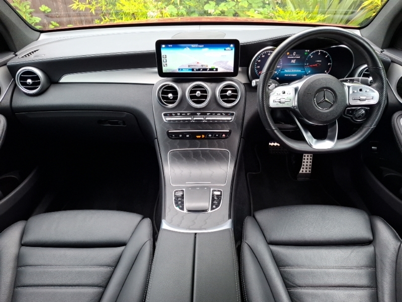 Mercedes-Benz GLC Class Glc 220D 4Matic Amg Line Premium 9G-tronic Red #3