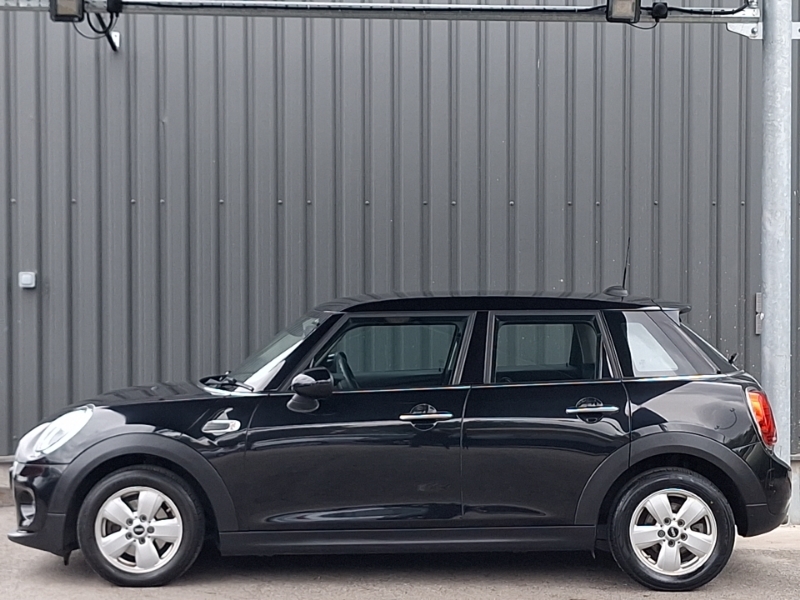 Mini Hatch 1.5 Cooper II SF19YVO Black #4