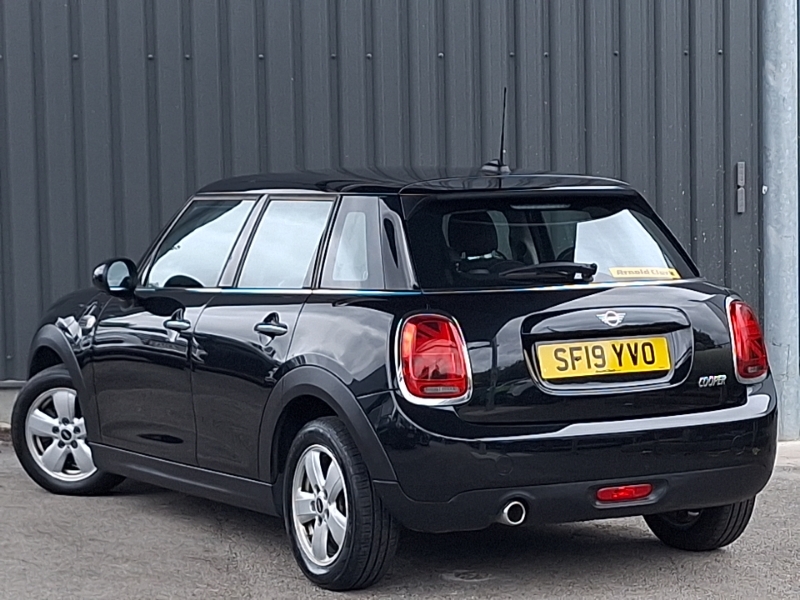 Mini Hatch 1.5 Cooper II SF19YVO Black #2
