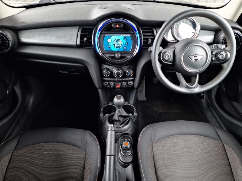 Mini Hatch 1.5 Cooper II SF19YVO Black #3