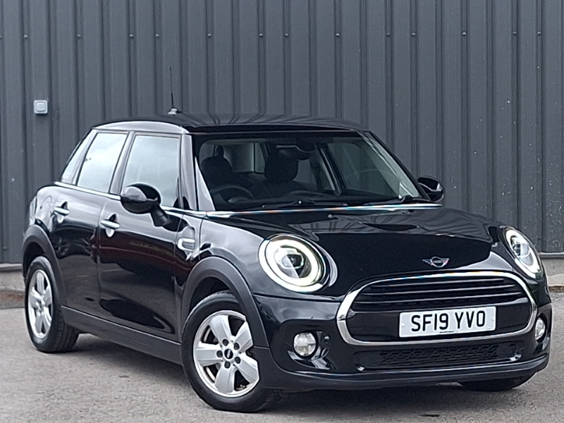 Mini Hatch 1.5 Cooper II SF19YVO Black