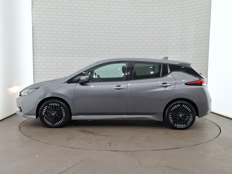 Nissan Leaf 110Kw N-connecta 39Kwh Grey #4