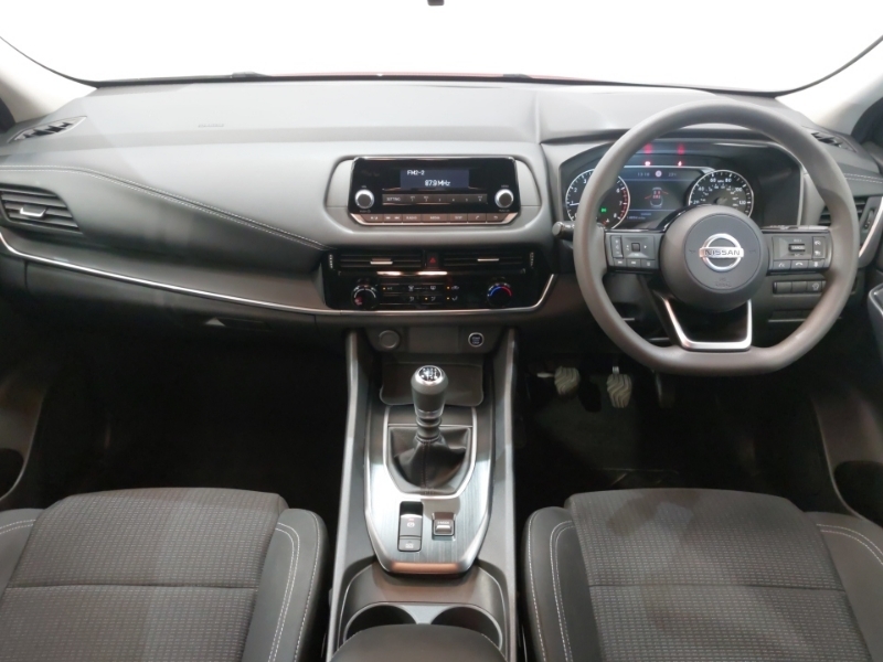 Nissan Qashqai 1.3 Dig-t Mh Visia DS22OFL Red #3