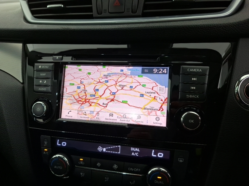 Nissan Qashqai 1.3 Dig-t Mh Acenta Premium White #10