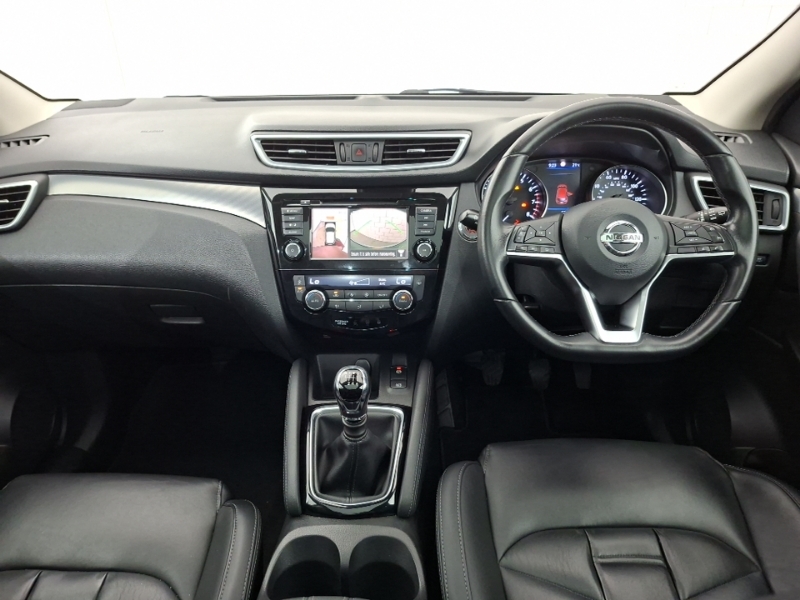 Nissan Qashqai 1.3 Dig-t N-motion Red #3