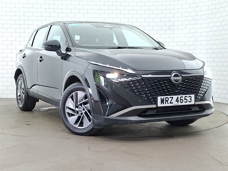 Nissan Qashqai 1.3 Dig-t Mh 158 Acenta Premium Xtronic Black