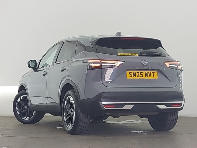 Nissan Qashqai 1.3 Dig-t Mh N-connecta Glass Roof SM25WVT Grey #2