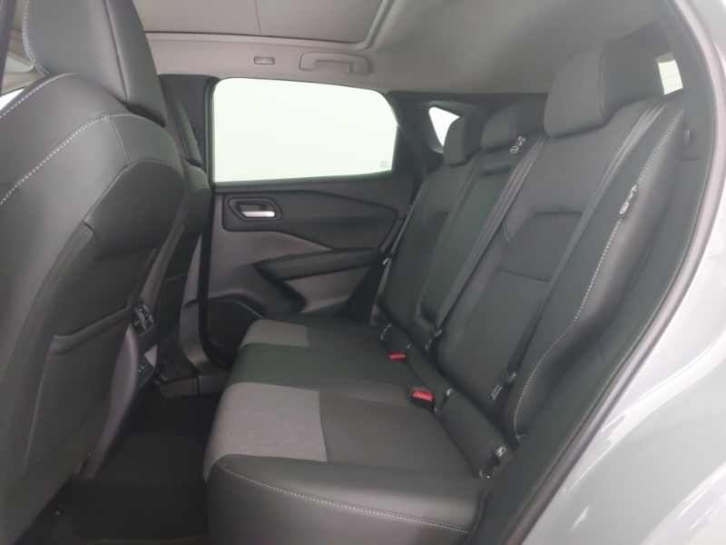 Nissan Qashqai 1.3 Dig-t Mh N-connecta Glass Roof SM25WVT Grey #6