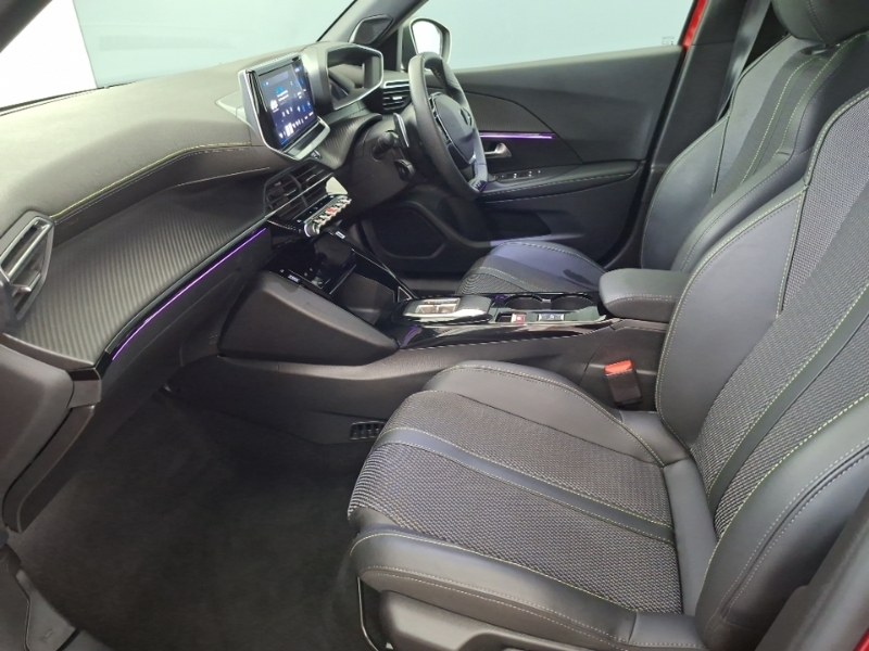 Peugeot 2008 1.2 Hybrid 136 Gt E-dsc6 Red #5