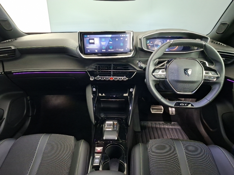 Peugeot 2008 1.2 Hybrid 136 Gt E-dsc6 Red #3