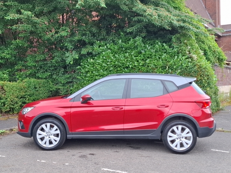 Seat Arona 1.0 Tsi Se Technology Red #4
