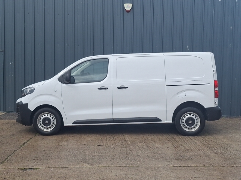 Vauxhall Vivaro 1.5 Turbo D 120 Prime H1 Van White #4