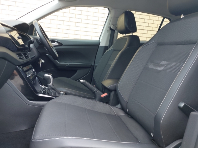 Volkswagen T-Cross 1.0 Tsi 110 Black Edition Dsg White #5
