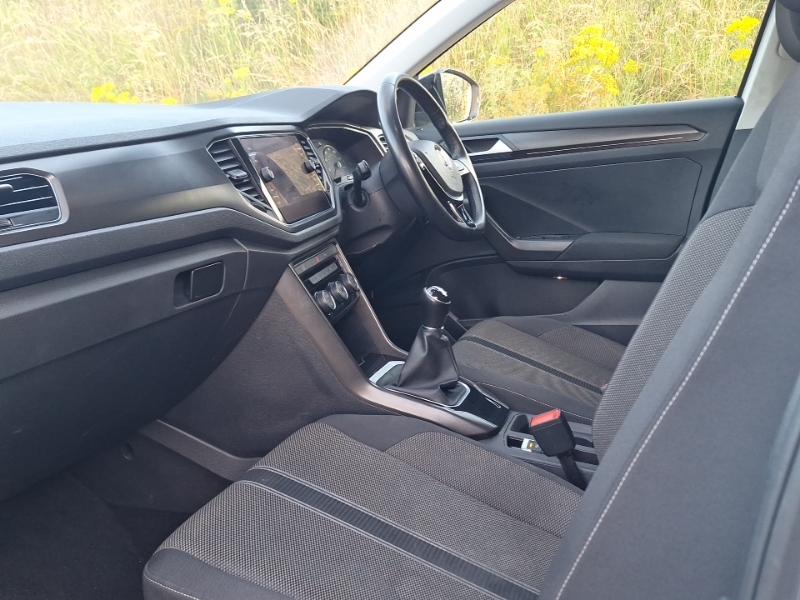 Volkswagen T-Roc 1.0 Tsi Design CE19GZS White #5