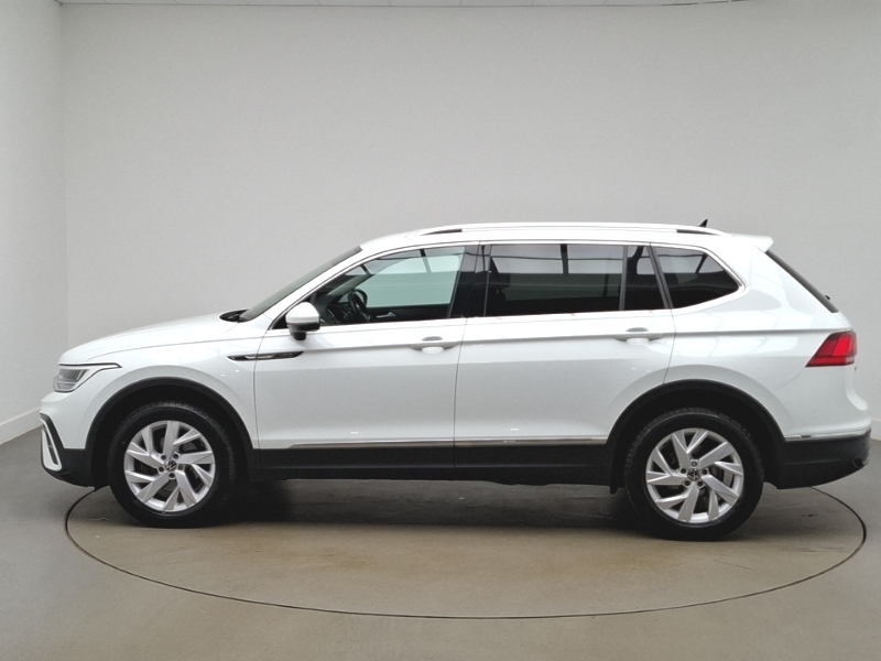 Volkswagen Tiguan Allspace 1.5 Tsi Life Dsg White #4