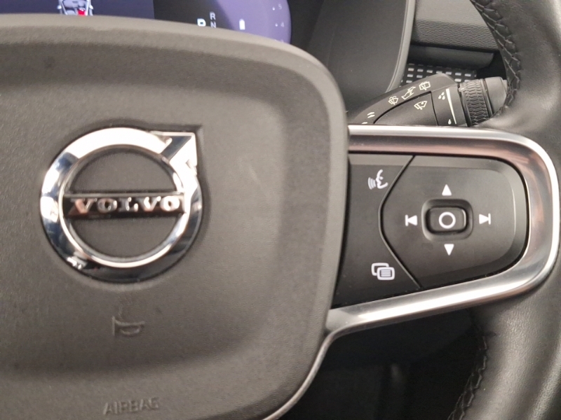 Volvo XC40 R-design Pro 1.5H T5 Twin Engine Recharge 10.7Kwh Black #13