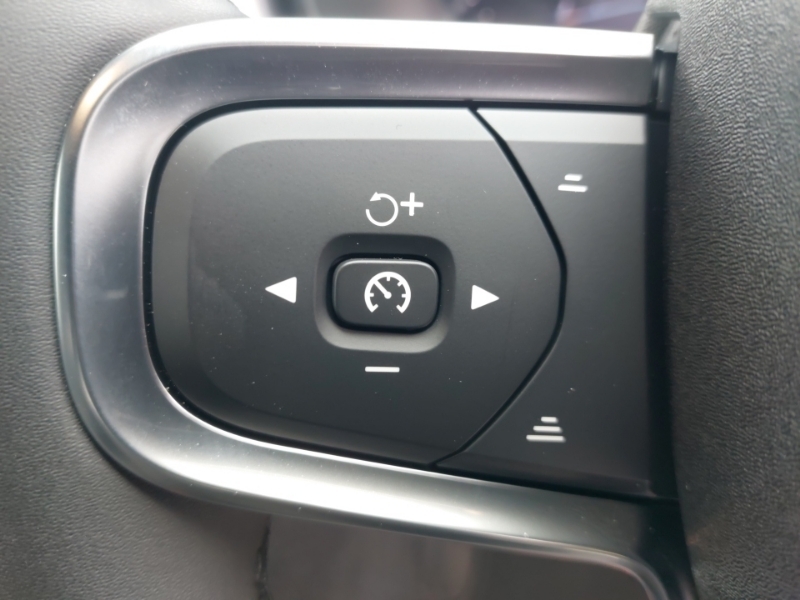 Volvo XC40 Ultra, B4 Mild Hybrid, Dark Grey #16