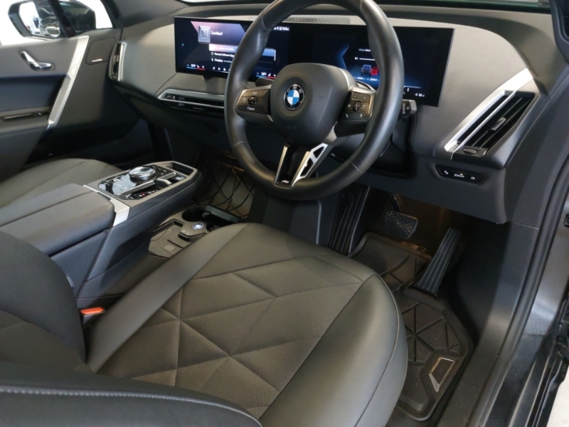 BMW iX 240Kw Xdrive40 M Sport 76.6Kwh Black #6