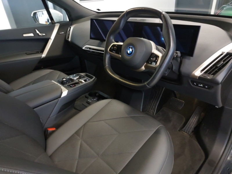 BMW iX 240Kw Xdrive40 M Sport 76.6Kwh White #6