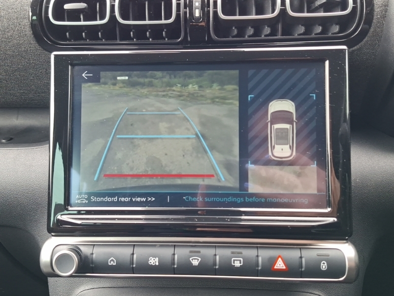 Citroen C3 Aircross 1.2 Puretech 110 Shine Red #9