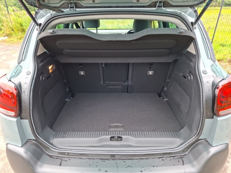 Citroen C3 Aircross 1.2 Puretech 110 Shine Red #17