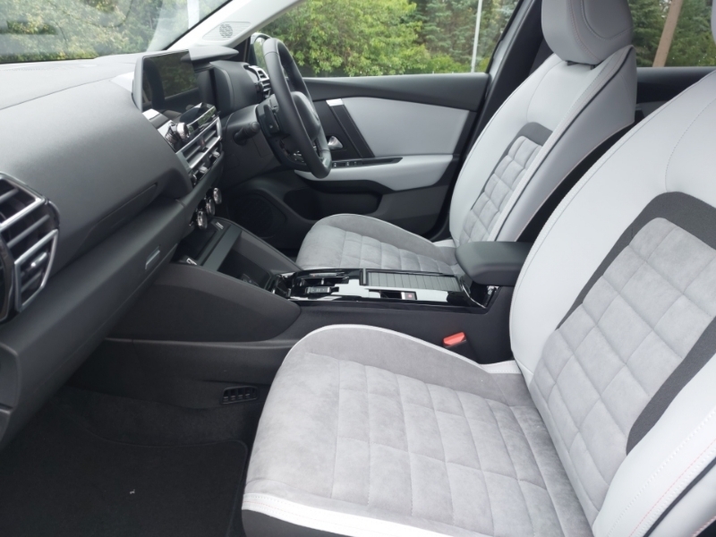 Citroen C4 1.2 Hybrid 136 Max SK26FAU White #5