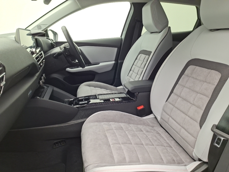 Citroen C4 1.2 Hybrid 145 Max White #5