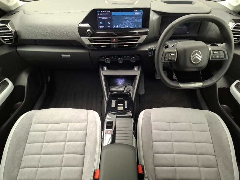 Citroen C4 1.2 Hybrid 145 Max White #3