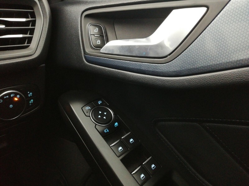 Ford Focus 1.5 Ecoboost 150 Titanium X Cwvehiclemarketing Black #17