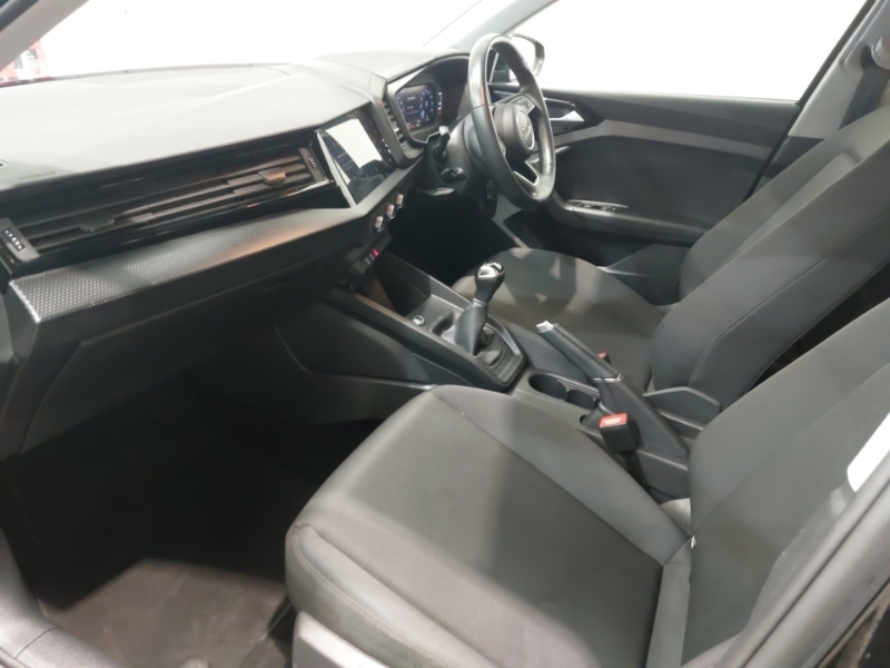 Audi A1 25 Tfsi Technik ST23OHE Black #5