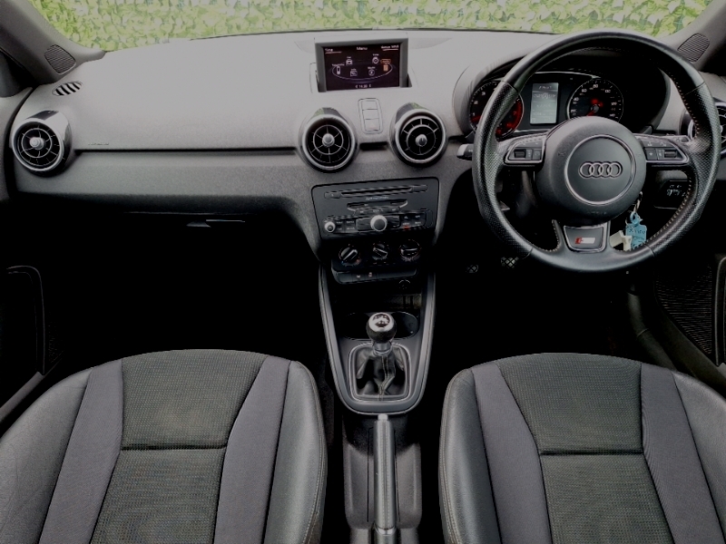 Audi A1 1.4 Tfsi S Line Black #4