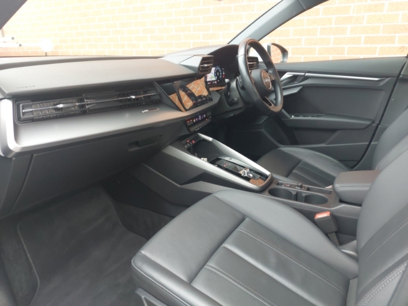 Audi A3 35 Tfsi Sport S Tronic YB73XRM White #5