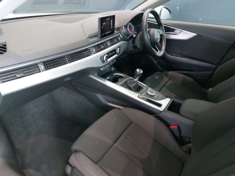 Audi A4 2.0 Tdi 190 Quattro S Line S Tronic White #5