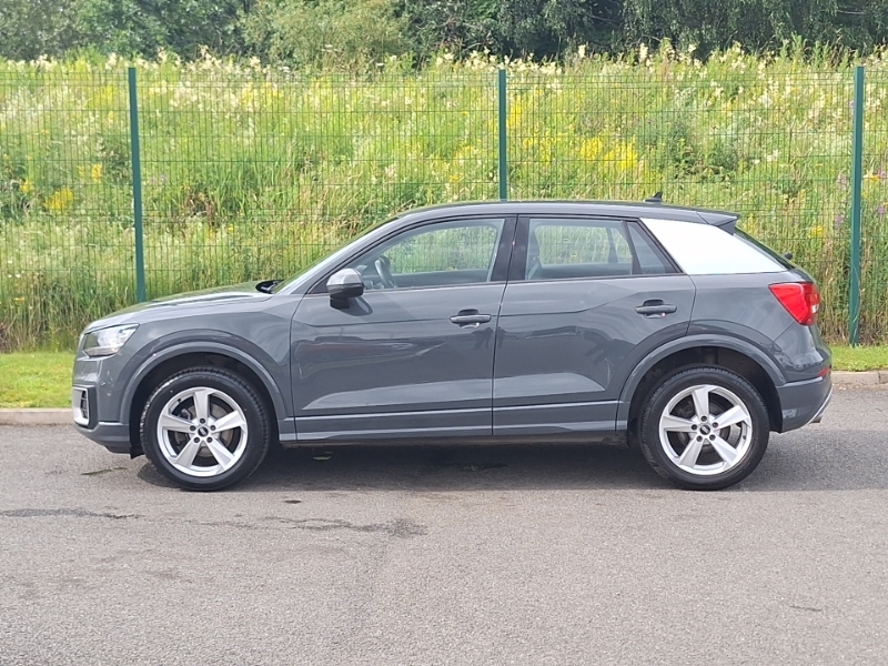 Audi Q2 30 Tfsi Sport Grey #4